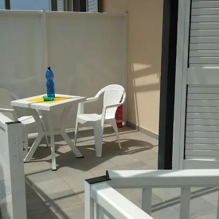 Apartmán Stelle Gemelle A 350 Mt Dalla Spiaggia E 50 Dal Centro, Con Wi-fi E Completamente Accessoriate